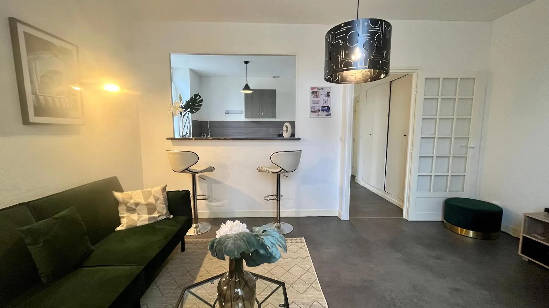 Suite Manama Villeurbanne 0*,  France
