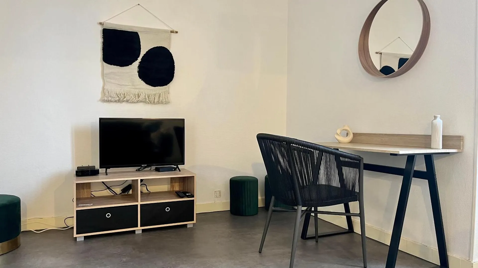 Suite Manama Villeurbanne Apartment