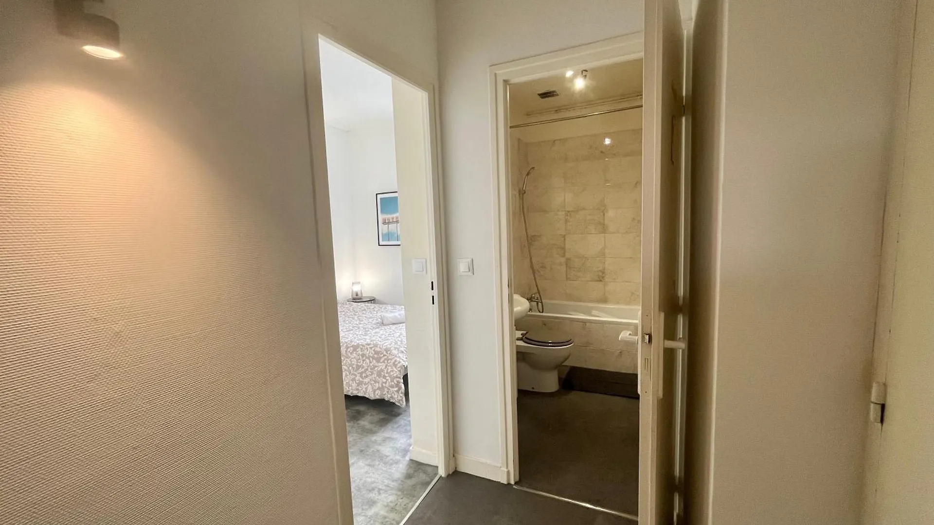 Suite Manama Villeurbanne Apartment